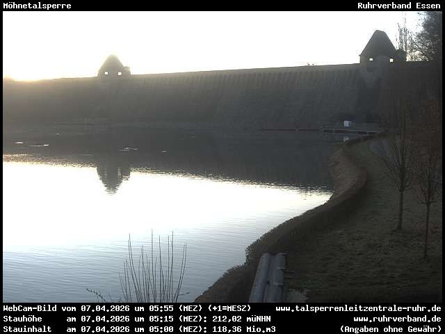 Archiv Foto Webcam Möhnetalsperre: Blick auf Staumauer