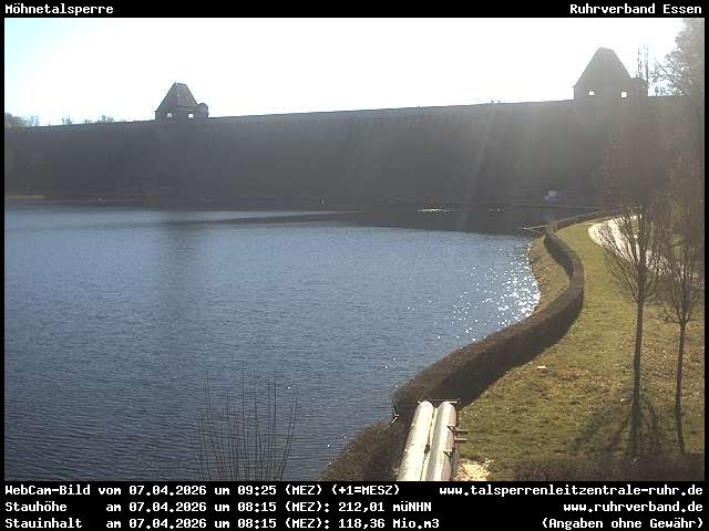 Archiv Foto Webcam Möhnetalsperre: Blick auf Staumauer