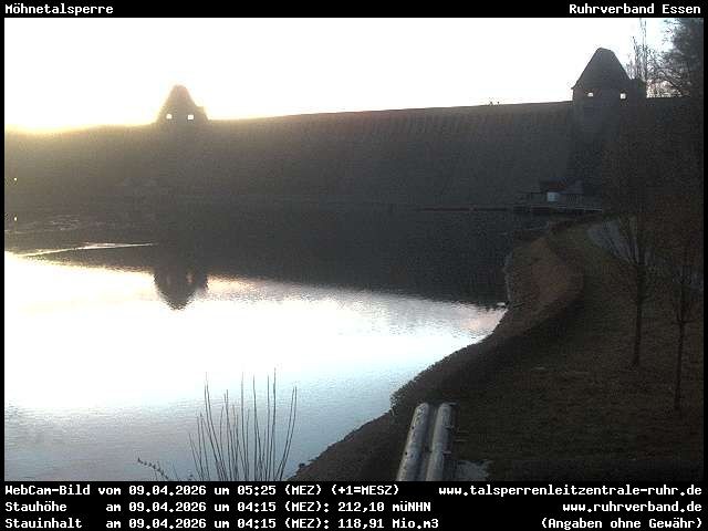 Archiv Foto Webcam Möhnetalsperre: Blick auf Staumauer