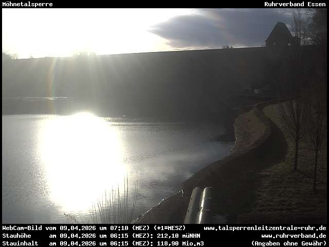 Archiv Foto Webcam Möhnetalsperre: Blick auf Staumauer