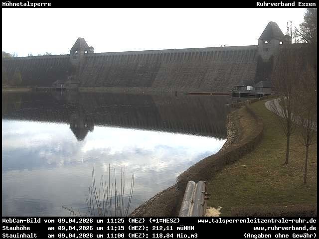 Archiv Foto Webcam Möhnetalsperre: Blick auf Staumauer