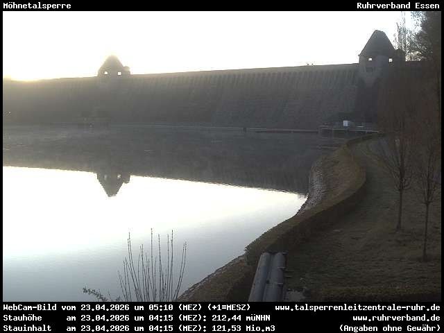 Archiv Foto Webcam Möhnetalsperre: Blick auf Staumauer