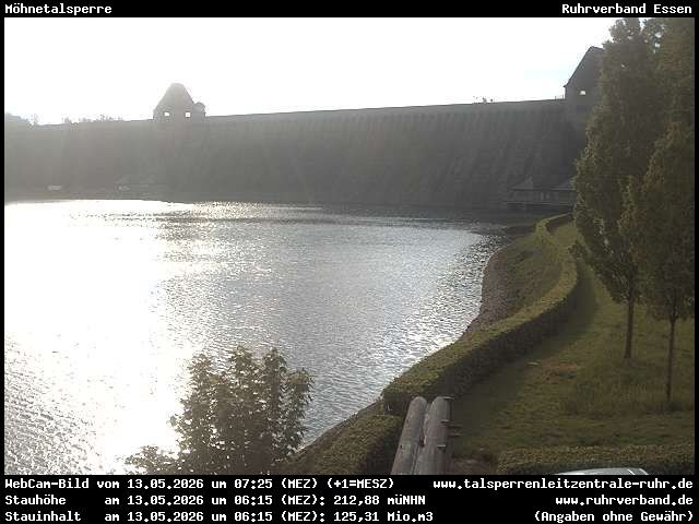 Archiv Foto Webcam Möhnetalsperre: Blick auf Staumauer