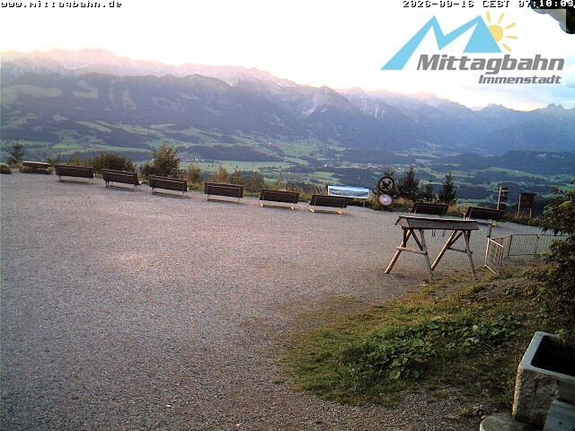 Archived image Webcam Top station Mittagbahn - South