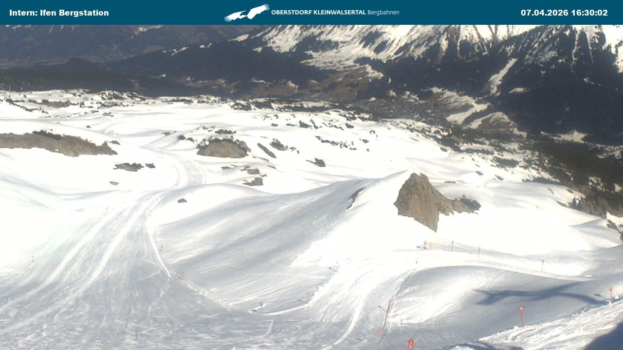 Archiv Foto Webcam Kleinwalsertal Ifenbergbahn - Station Hahnenköpfle