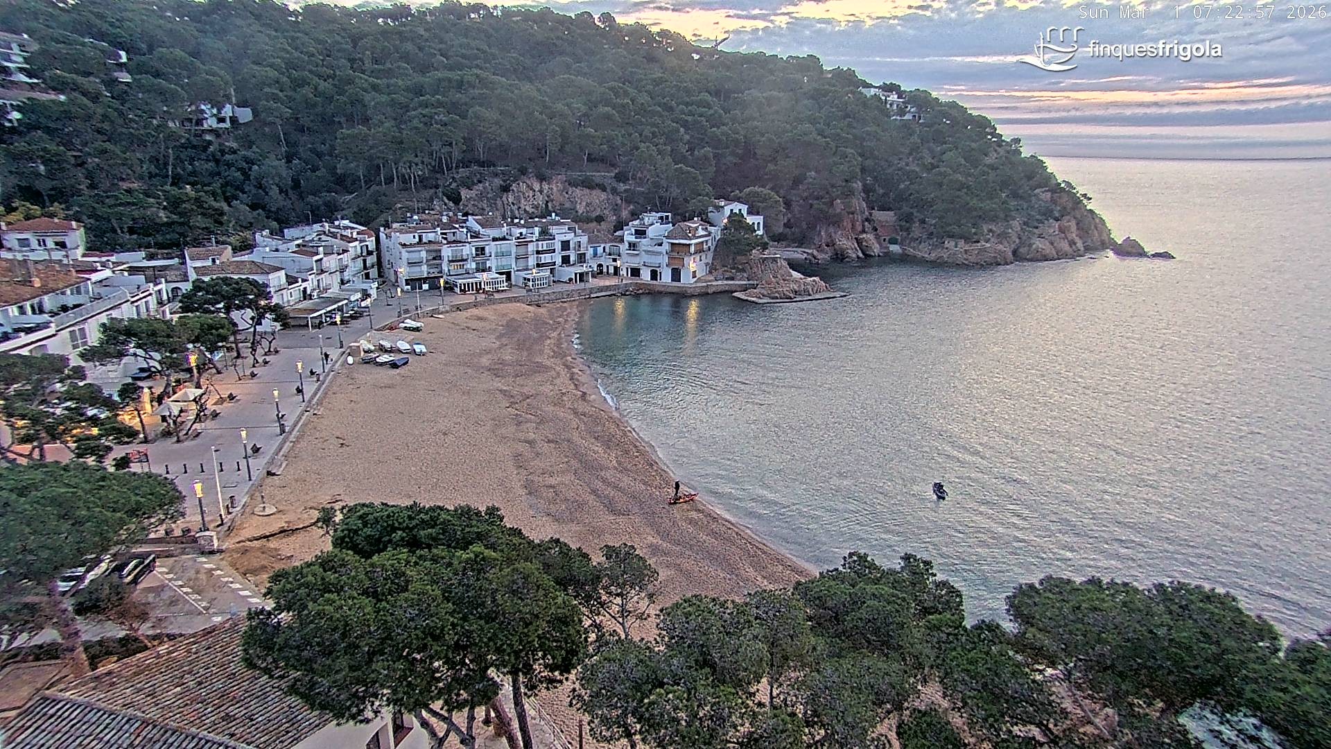 Archived image Webcam Tamariu - Costa Brava - View to the beach