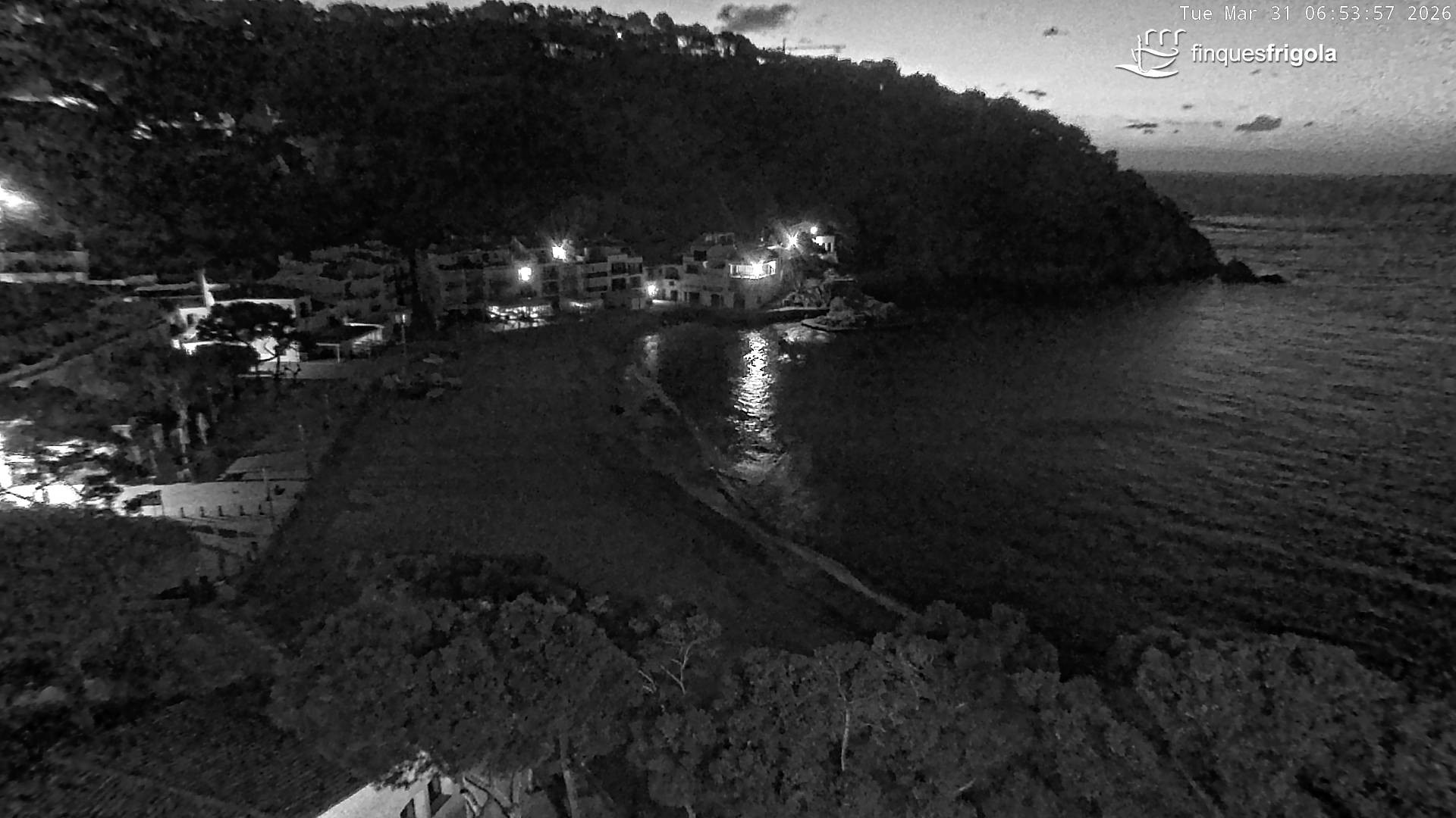 Archived image Webcam Tamariu - Costa Brava - View to the beach