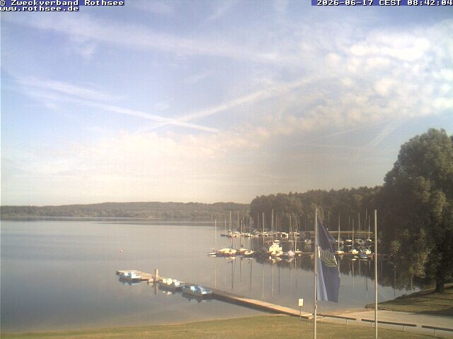 Archived image Webcam Heuberg - View to Lake Rothsee