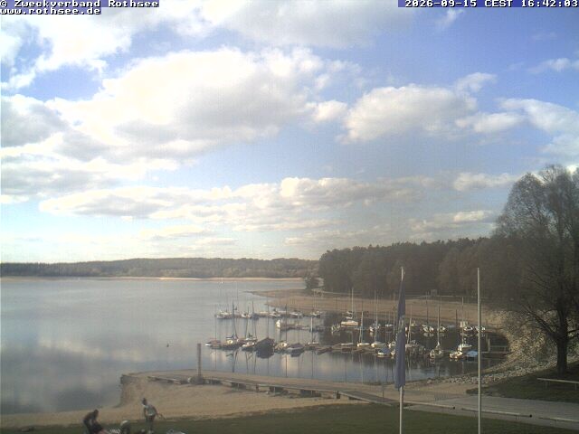 Archived image Webcam Heuberg - View to Lake Rothsee