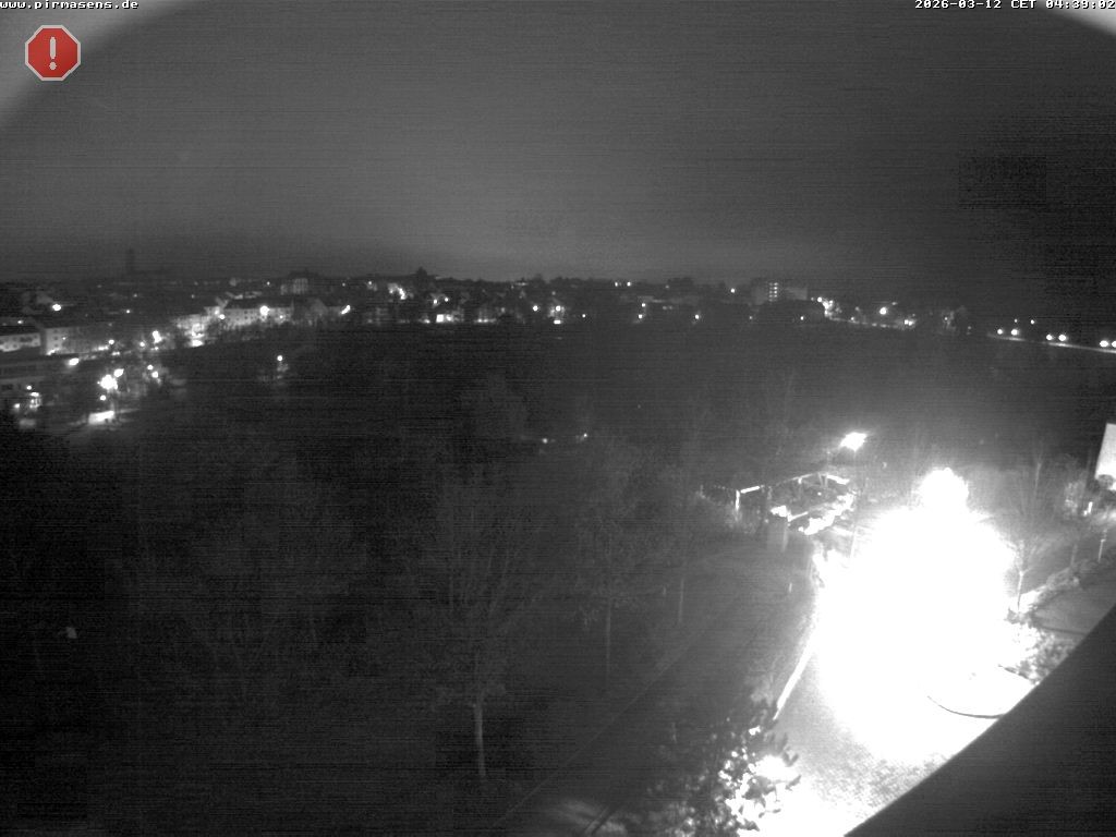 Archived image Webcam Pirmasens (Rheinland-Pfalz) - Blick vom Museum Dynamikum auf den Strecktalpark