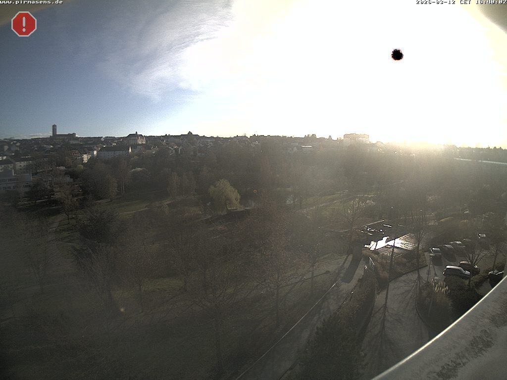 Archived image Webcam Pirmasens (Rheinland-Pfalz) - Blick vom Museum Dynamikum auf den Strecktalpark