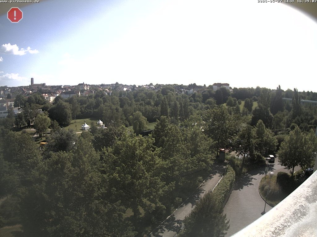 Archived image Webcam Pirmasens (Rheinland-Pfalz) - Blick vom Museum Dynamikum auf den Strecktalpark