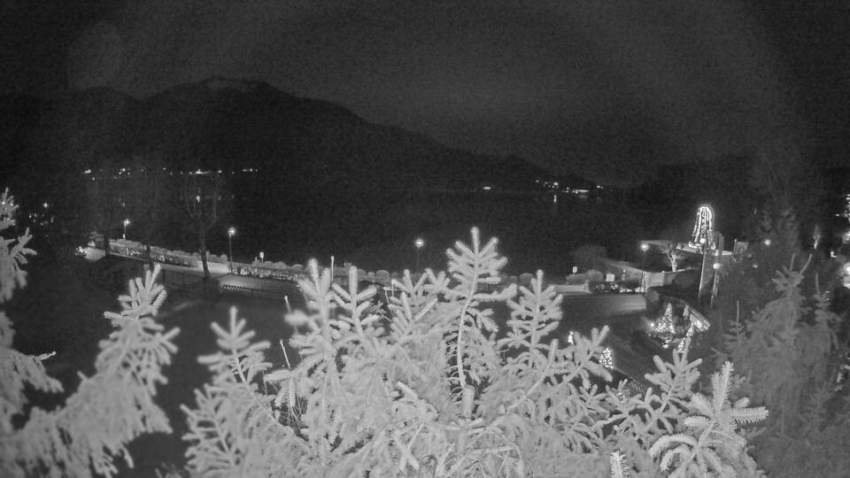 Archiv Foto Webcam Blick auf den Fuschlsee von Ebners Waldhof