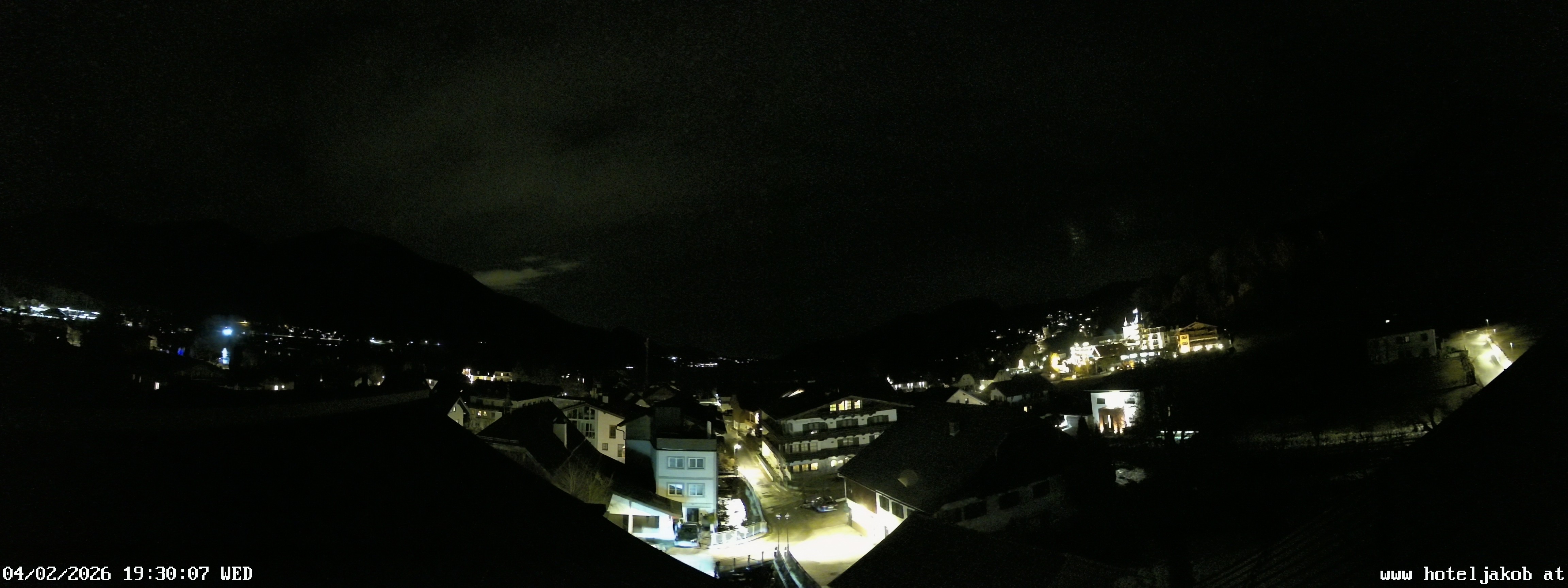 Archived image Webcam View Fuschlsee from Hotel Jakob