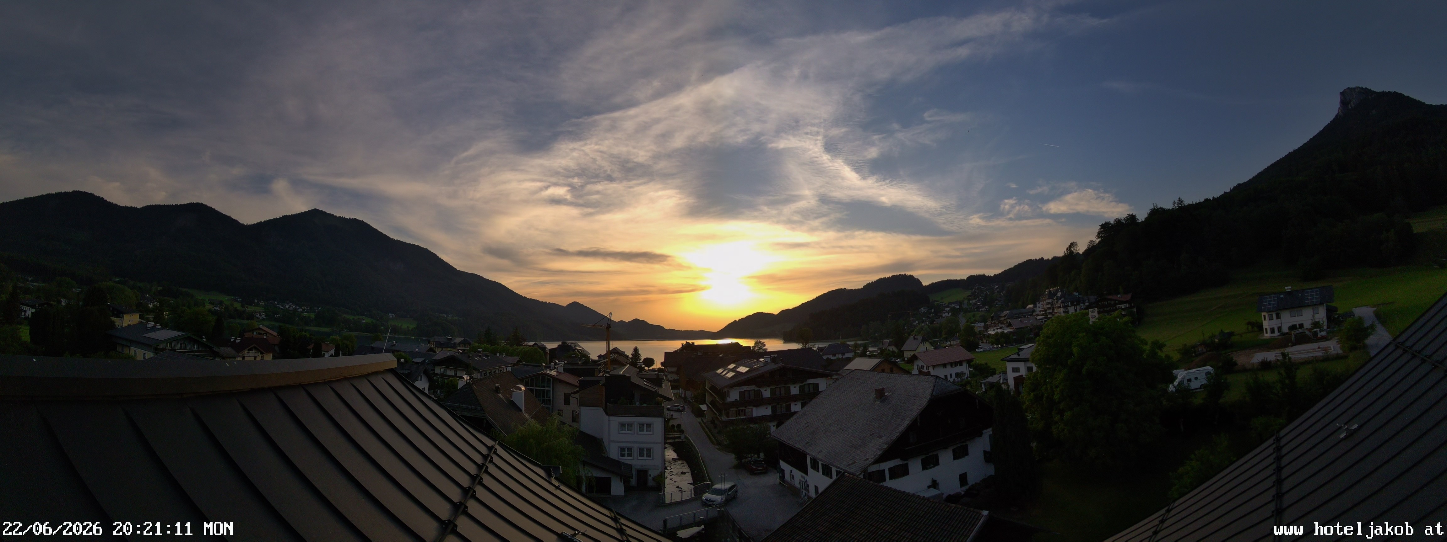 Archived image Webcam View Fuschlsee from Hotel Jakob