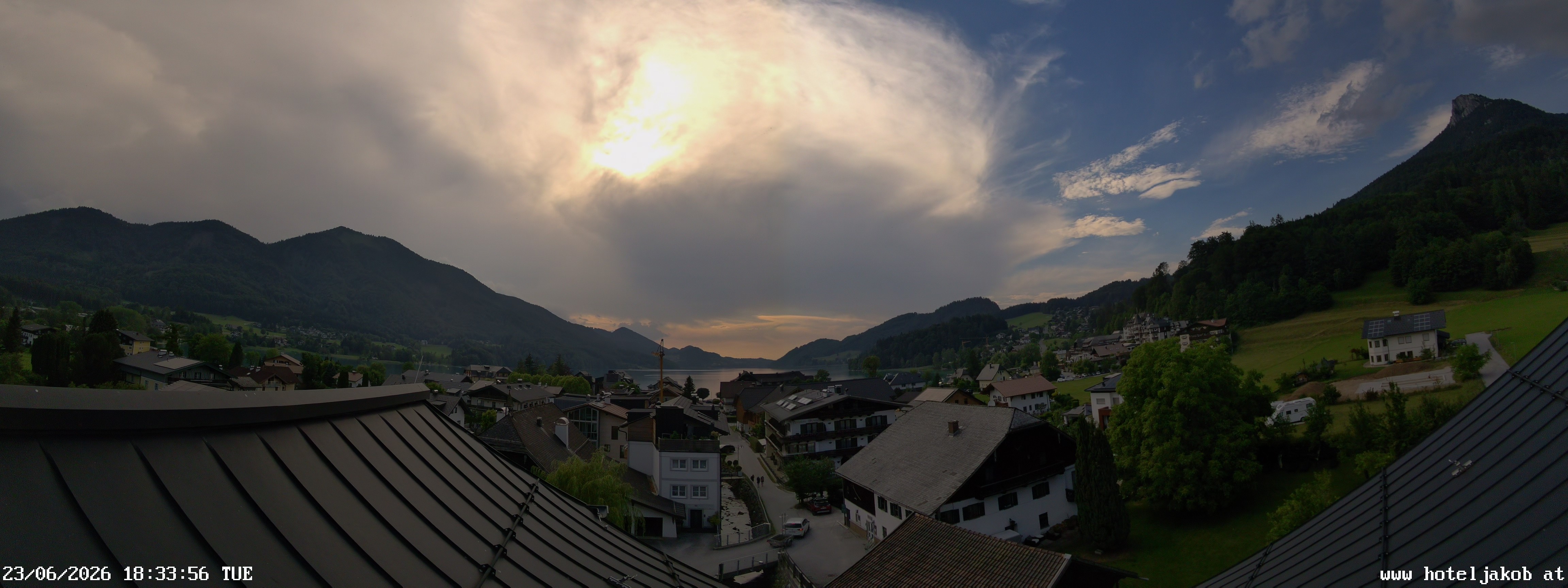 Archived image Webcam View Fuschlsee from Hotel Jakob