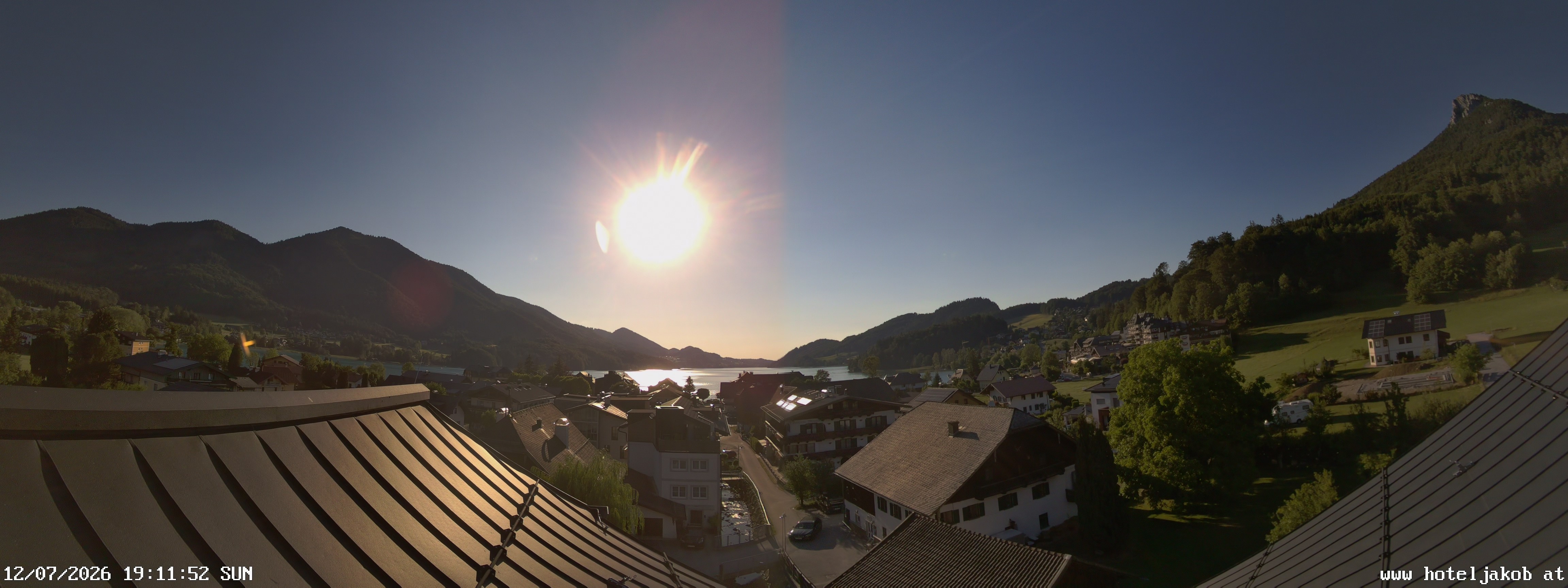 Archived image Webcam View Fuschlsee from Hotel Jakob