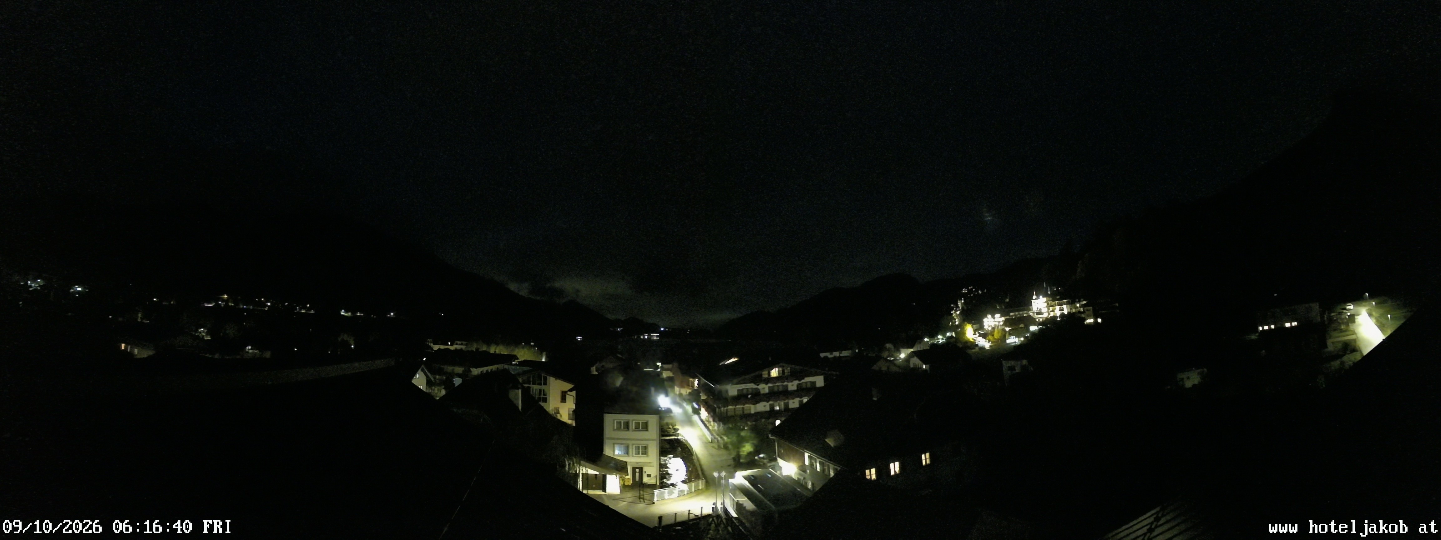 Archived image Webcam View Fuschlsee from Hotel Jakob