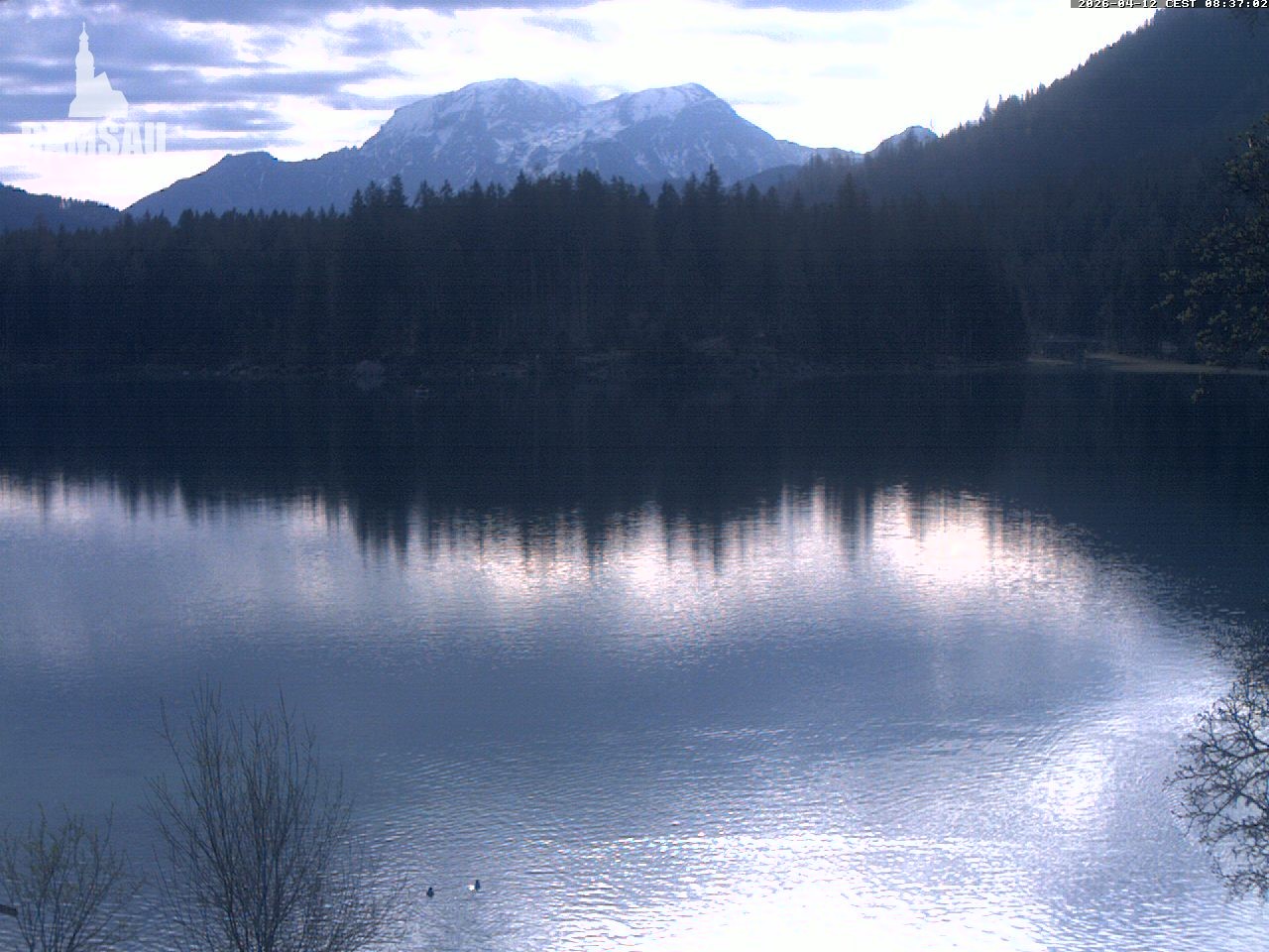 Archived image Webcam View to lake Hintersee