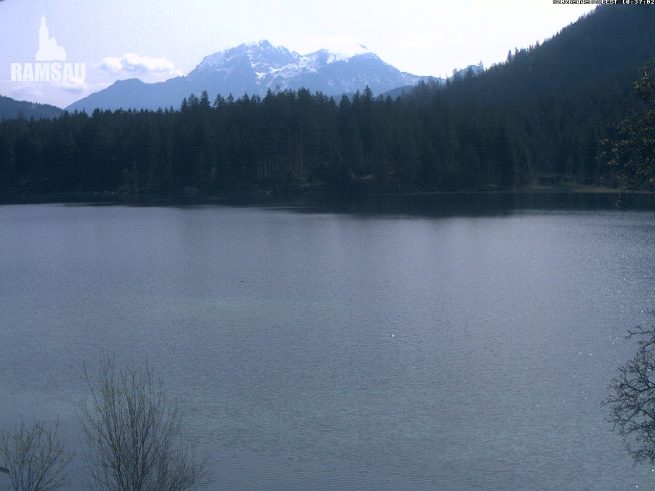 Archived image Webcam View to lake Hintersee