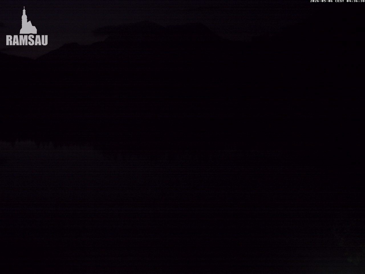 Archived image Webcam View to lake Hintersee