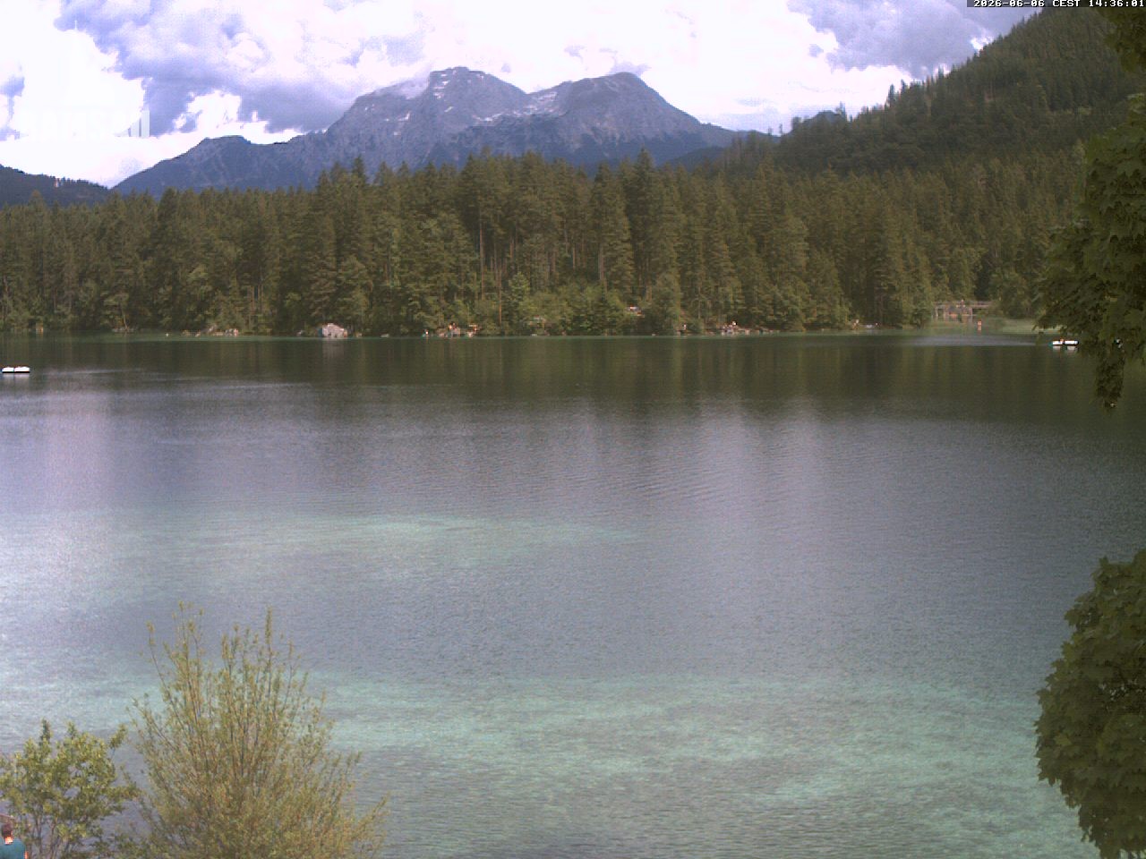 Archived image Webcam View to lake Hintersee