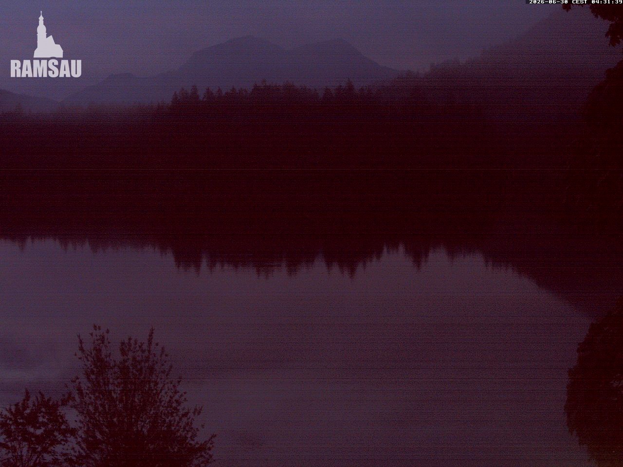 Archived image Webcam View to lake Hintersee