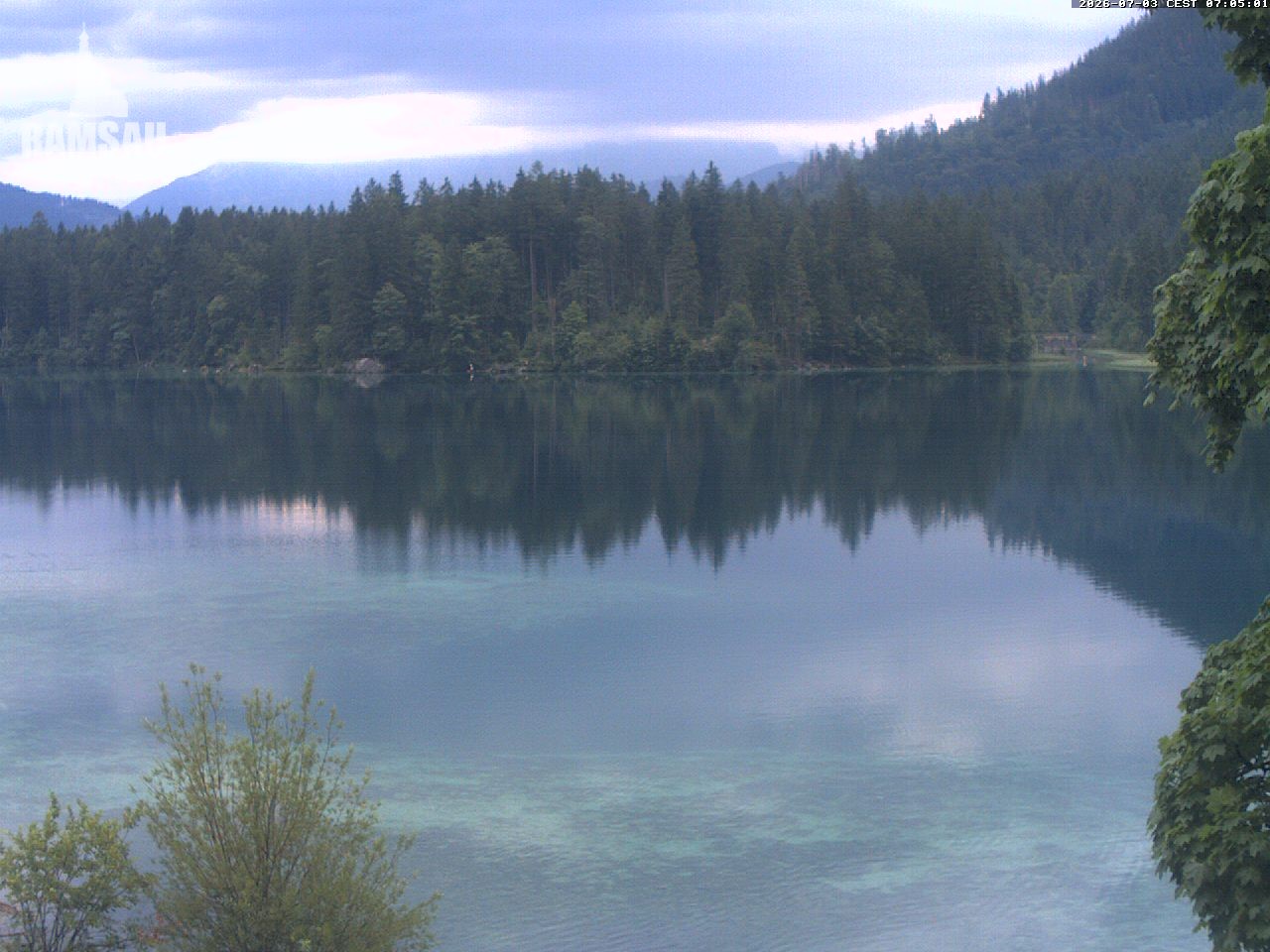 Archived image Webcam View to lake Hintersee