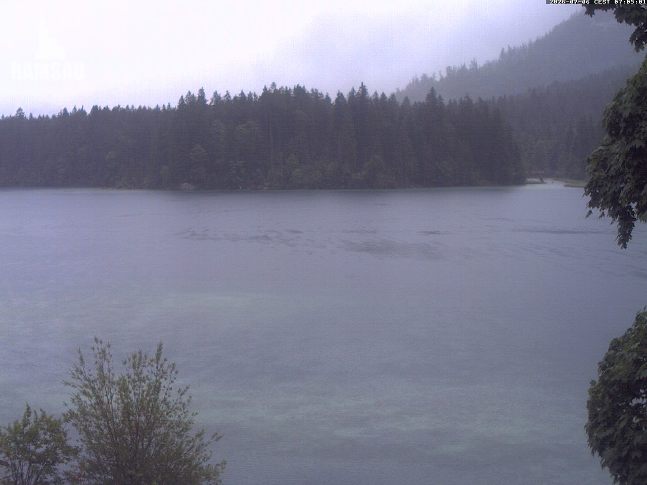 Archived image Webcam View to lake Hintersee