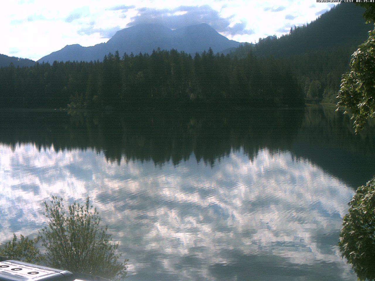 Archived image Webcam View to lake Hintersee
