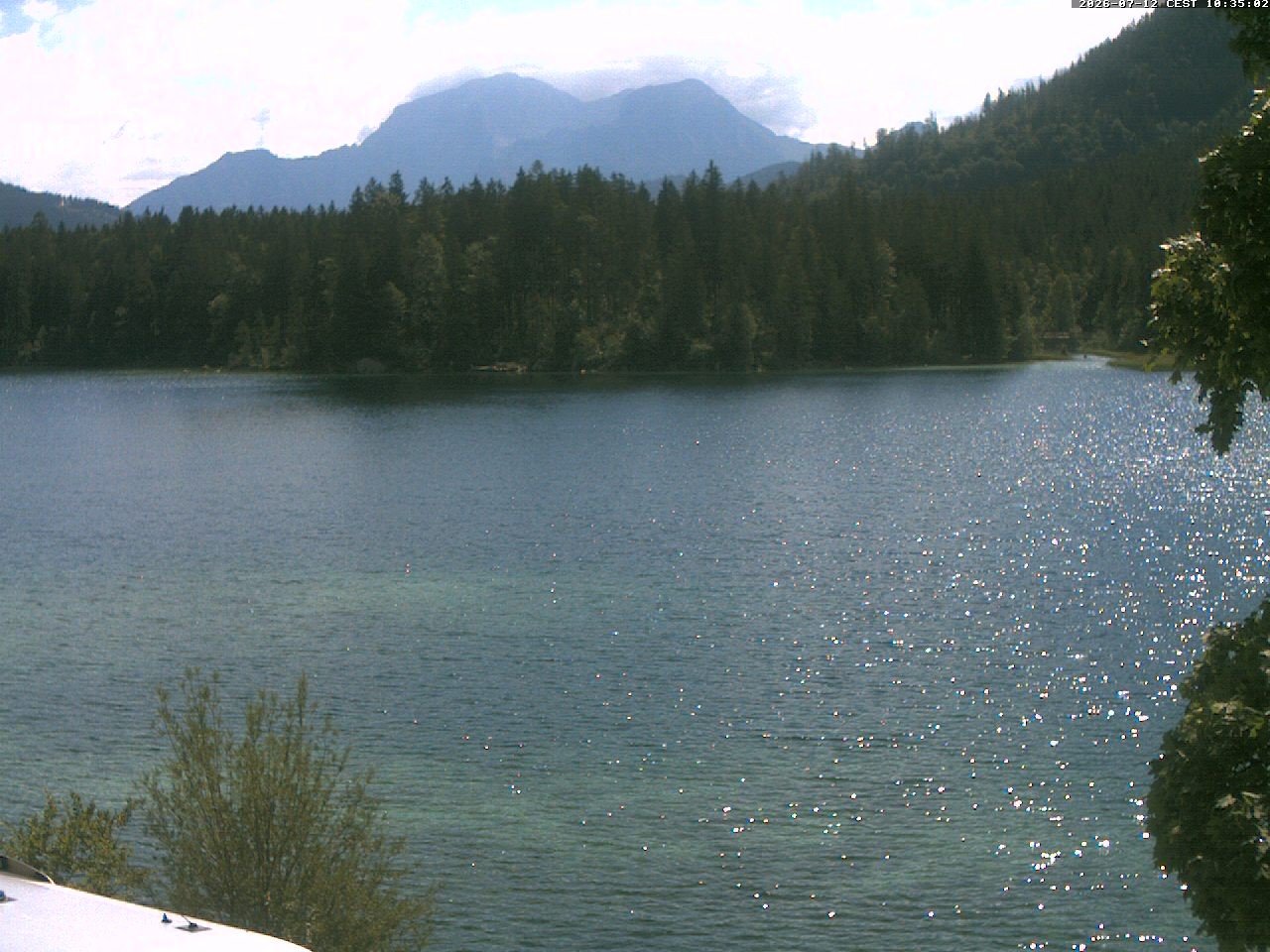 Archived image Webcam View to lake Hintersee
