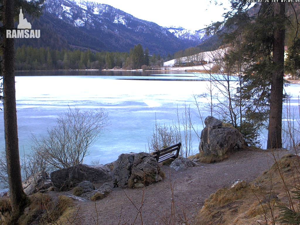 Archived image Webcam Luitpoldweg at lake Hintersee near Ramsau