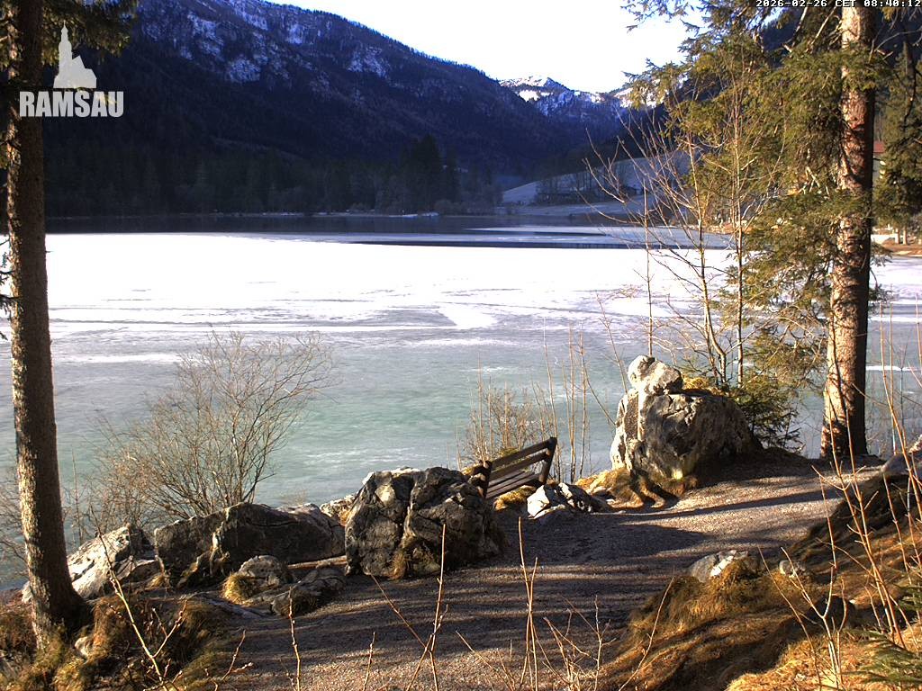 Archived image Webcam Luitpoldweg at lake Hintersee near Ramsau