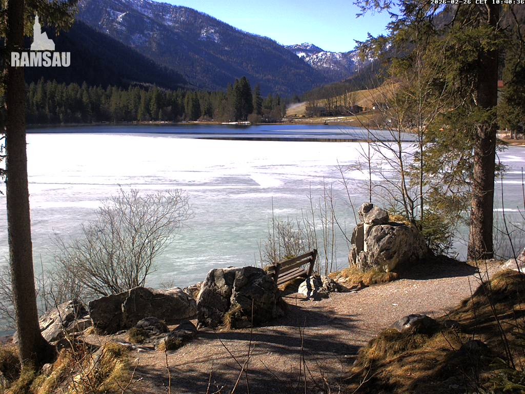 Archived image Webcam Luitpoldweg at lake Hintersee near Ramsau