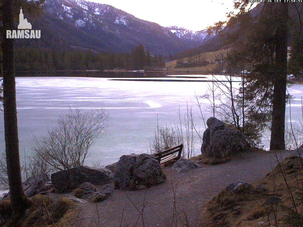 Archived image Webcam Luitpoldweg at lake Hintersee near Ramsau