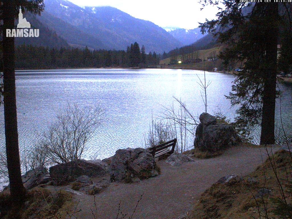 Archived image Webcam Luitpoldweg at lake Hintersee near Ramsau