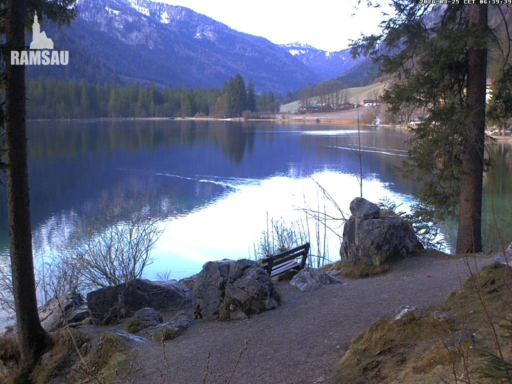 Archived image Webcam Luitpoldweg at lake Hintersee near Ramsau