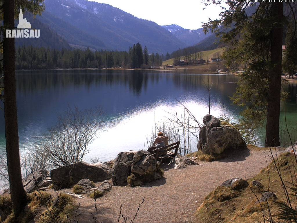 Archived image Webcam Luitpoldweg at lake Hintersee near Ramsau