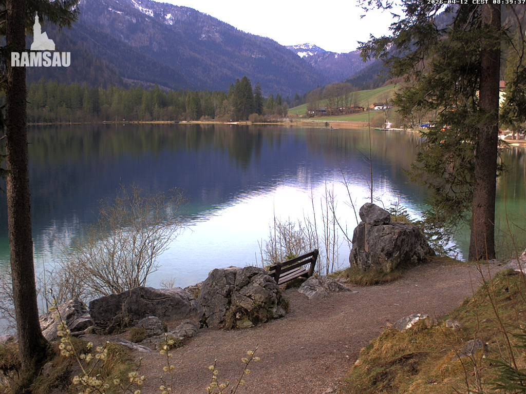 Archived image Webcam Luitpoldweg at lake Hintersee near Ramsau