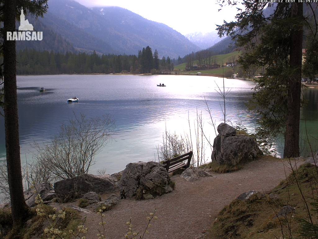 Archived image Webcam Luitpoldweg at lake Hintersee near Ramsau