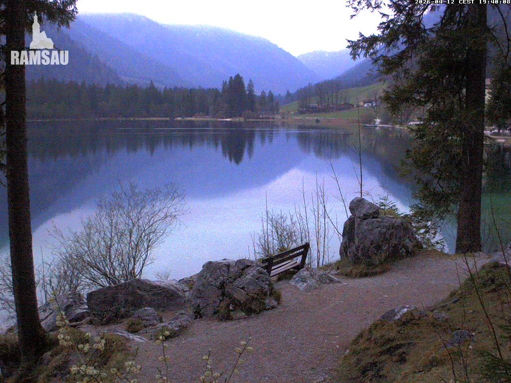 Archived image Webcam Luitpoldweg at lake Hintersee near Ramsau