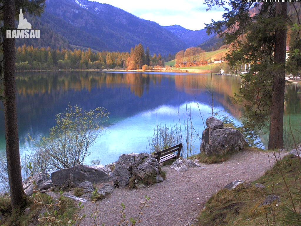 Archived image Webcam Luitpoldweg at lake Hintersee near Ramsau