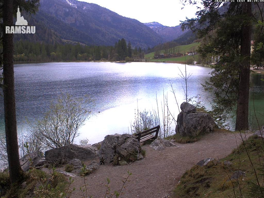 Archived image Webcam Luitpoldweg at lake Hintersee near Ramsau