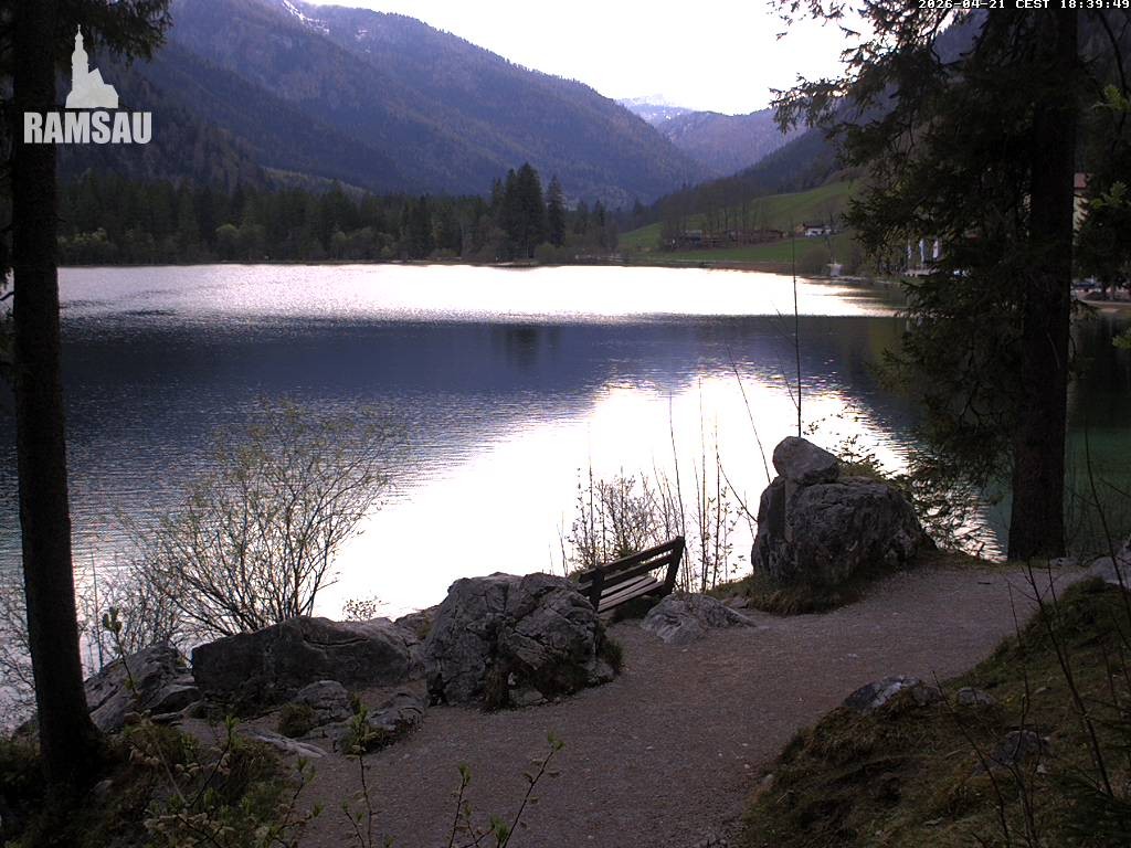 Archived image Webcam Luitpoldweg at lake Hintersee near Ramsau