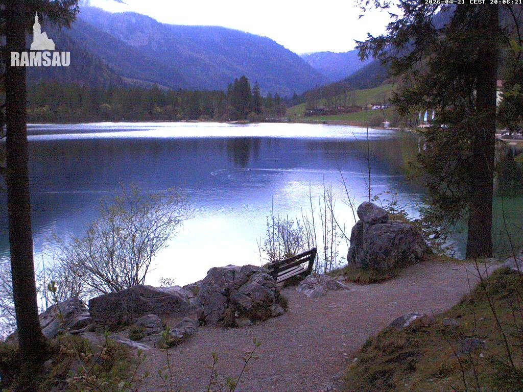 Archived image Webcam Luitpoldweg at lake Hintersee near Ramsau