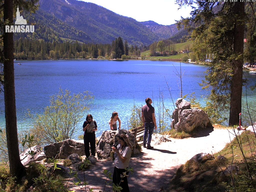 Archived image Webcam Luitpoldweg at lake Hintersee near Ramsau