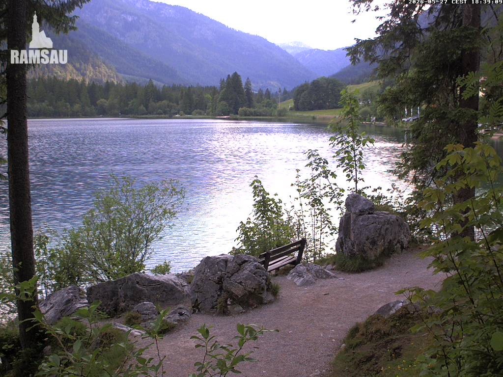 Archived image Webcam Luitpoldweg at lake Hintersee near Ramsau
