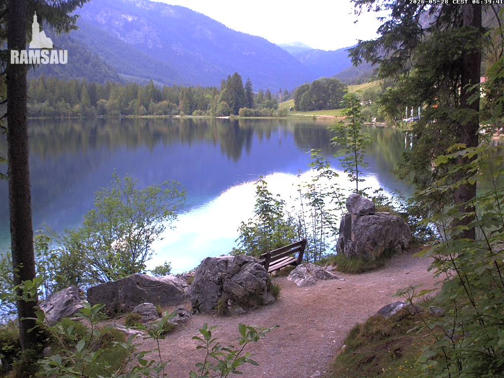 Archived image Webcam Luitpoldweg at lake Hintersee near Ramsau