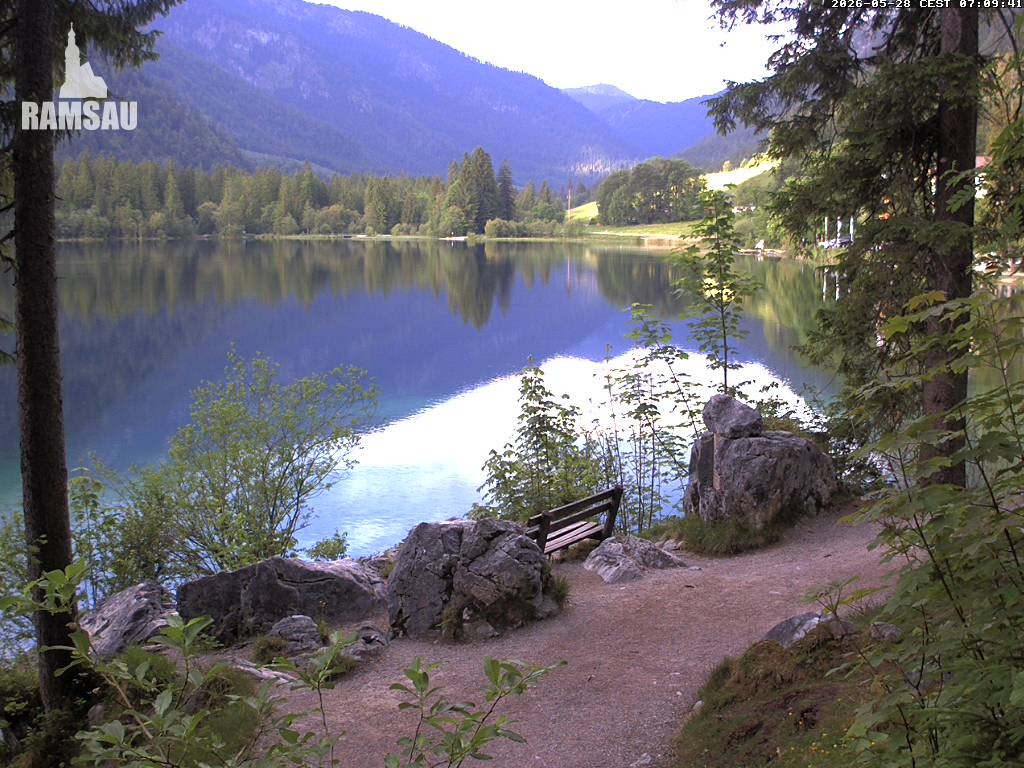Archived image Webcam Luitpoldweg at lake Hintersee near Ramsau
