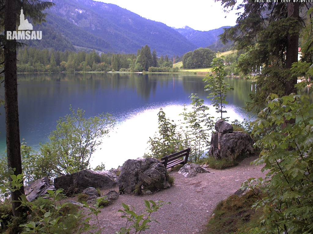 Archived image Webcam Luitpoldweg at lake Hintersee near Ramsau